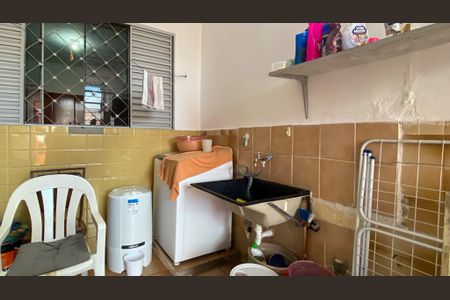 Casa à venda com 70m², 2 quartos e 2 vagasÁrea de Serviço