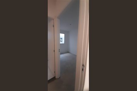 Quarto 1 de apartamento à venda com 2 quartos, 42m² em Rubem Berta, Porto Alegre