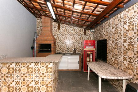 Casa à venda com 245m², 3 quartos e 2 vagasChurrasqueira