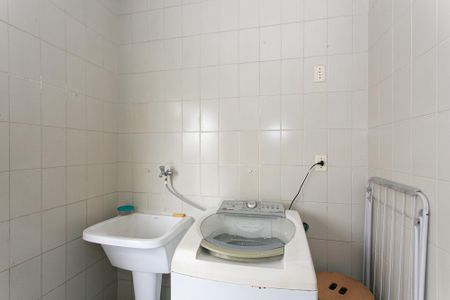 Casa à venda com 245m², 3 quartos e 2 vagasÁrea de Serviço