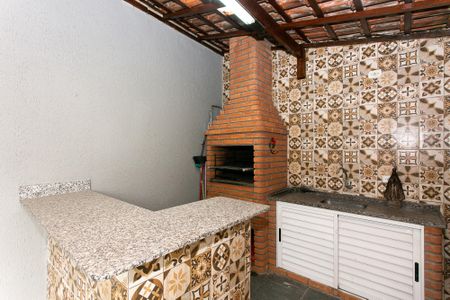 Casa à venda com 245m², 3 quartos e 2 vagasChurrasqueira