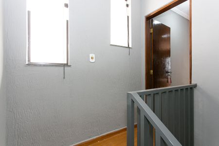 Casa à venda com 245m², 3 quartos e 2 vagasCorredor