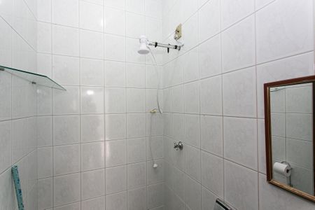 Casa à venda com 245m², 3 quartos e 2 vagasBanheiro de Serviço