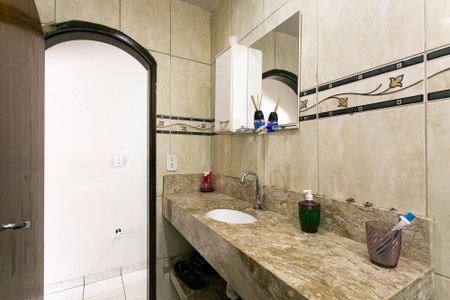 Casa para alugar com 200m², 3 quartos e 1 vagaBanheiro 1