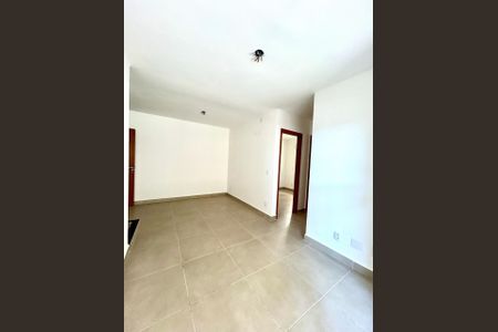Sala de apartamento à venda com 2 quartos, 70m² em Camaquã, Porto Alegre