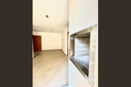Sacada de apartamento à venda com 2 quartos, 70m² em Camaquã, Porto Alegre