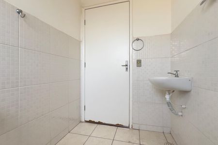 Apartamento para alugar com 65m², 2 quartos e 1 vaga Apartamento para alugar com 65m², 2 quartos e 1 vagaBanheiro Social