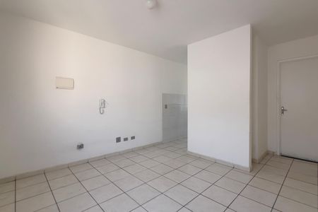 Sala de apartamento para alugar com 2 quartos, 65m² em Vila Nova Bonsucesso, Guarulhos