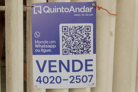 Casa à venda com 218m², 4 quartos e 6 vagasPlaquinha