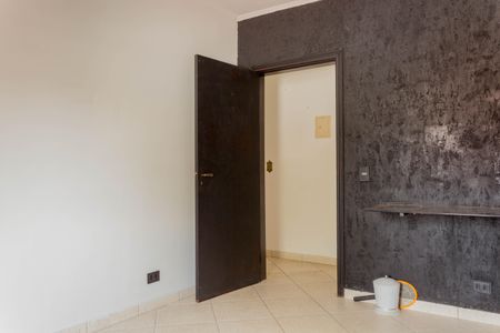 Casa à venda com 218m², 4 quartos e 6 vagasQuarto 2