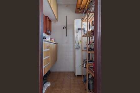 Casa à venda com 218m², 4 quartos e 6 vagasÁrea de Serviço