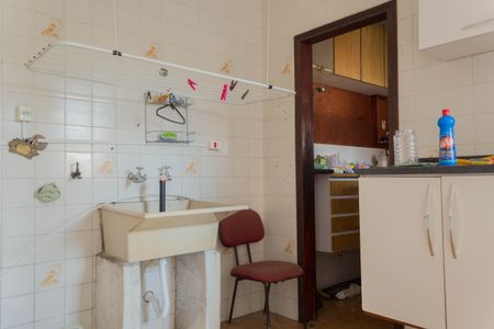 Casa à venda com 218m², 4 quartos e 6 vagasÁrea de Serviço