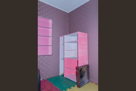 Casa à venda com 218m², 4 quartos e 6 vagasQuarto de Serviço