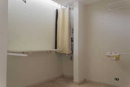 Casa à venda com 218m², 4 quartos e 6 vagasSuíte 1