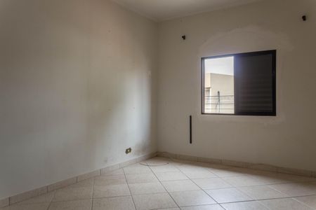 Casa à venda com 218m², 4 quartos e 6 vagasQuarto 1