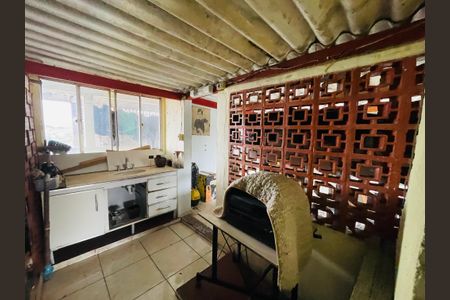 Casa à venda com 300m², 6 quartos e 3 vagas Casa à venda com 300m², 6 quartos e 3 vagasCozinha da cobertura