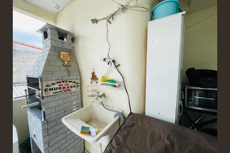 Casa à venda com 300m², 6 quartos e 3 vagas Casa à venda com 300m², 6 quartos e 3 vagasÁrea de Serviço