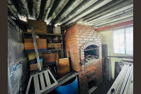 Casa à venda com 300m², 6 quartos e 3 vagas Casa à venda com 300m², 6 quartos e 3 vagasChurrasqueira