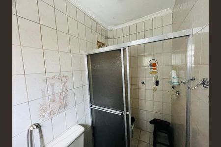 Casa à venda com 300m², 6 quartos e 3 vagas Casa à venda com 300m², 6 quartos e 3 vagasBanheiro 1