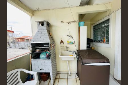 Casa à venda com 300m², 6 quartos e 3 vagas Casa à venda com 300m², 6 quartos e 3 vagasÁrea de Serviço