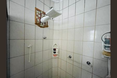 Casa à venda com 300m², 6 quartos e 3 vagas Casa à venda com 300m², 6 quartos e 3 vagasBanheiro 1