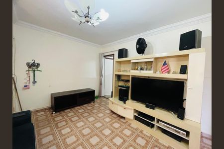 Sala de casa à venda com 6 quartos, 300m² em Jardim Sao Francisco, Guarulhos