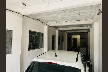 Casa à venda com 300m², 6 quartos e 3 vagas Casa à venda com 300m², 6 quartos e 3 vagasGaragem