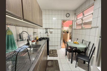 Apartamento à venda com 60m², 2 quartos e 1 vagaCozinha