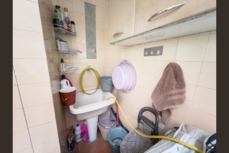 Apartamento à venda com 60m², 2 quartos e 1 vagaÁrea de Serviço