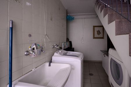 Casa para alugar com 289m², 3 quartos e 6 vagasÁrea de Serviço