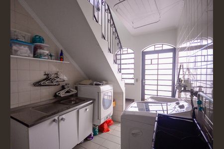 Casa para alugar com 289m², 3 quartos e 6 vagasÁrea de Serviço