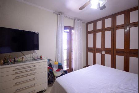 Casa para alugar com 289m², 3 quartos e 6 vagasQuarto 2