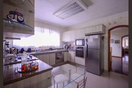 Casa para alugar com 289m², 3 quartos e 6 vagasCozinha