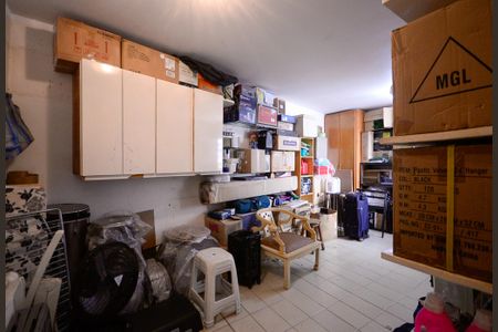 Casa para alugar com 289m², 3 quartos e 6 vagasDeposito