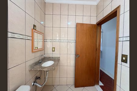 Casa à venda com 183m², 4 quartos e 2 vagasBanheiro