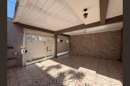 Casa à venda com 183m², 4 quartos e 2 vagasGaragem