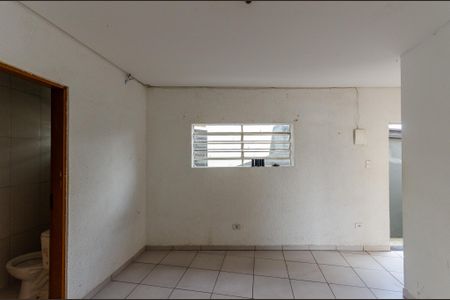 Casa para alugar com 60m², 1 quarto e 1 vaga Casa para alugar com 60m², 1 quarto e 1 vagaSala/Quarto