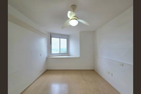 Apartamento à venda com 202m², 4 quartos e 2 vagasQuarto 2