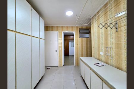 Apartamento à venda com 202m², 4 quartos e 2 vagasÁrea de Serviço