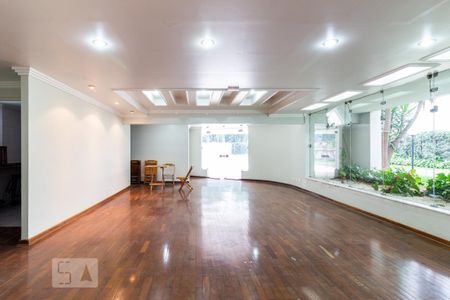 Apartamento à venda com 202m², 4 quartos e 2 vagasÁrea comum - Salão de festas