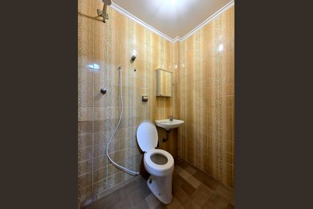 Apartamento à venda com 202m², 4 quartos e 2 vagasBanheiro de Serviço