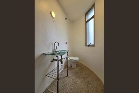 Apartamento à venda com 202m², 4 quartos e 2 vagasLavabo