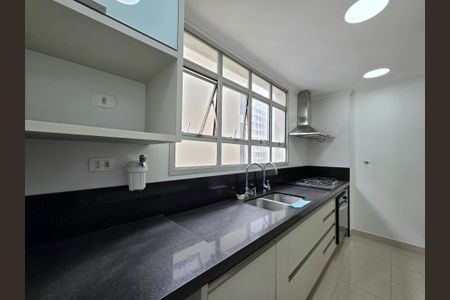 Apartamento à venda com 202m², 4 quartos e 2 vagasCozinha