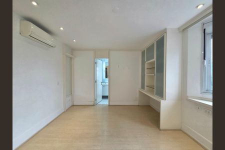 Apartamento à venda com 202m², 4 quartos e 2 vagasSuíte