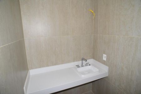 Apartamento à venda com 110m², 3 quartos e 2 vagasBanheiro da Suíte 2