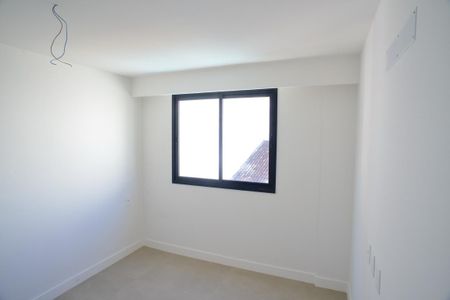 Apartamento à venda com 110m², 3 quartos e 2 vagasSuíte 1