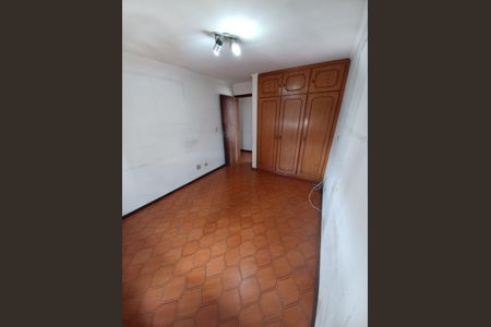 Apartamento à venda com 176m², 4 quartos e 2 vagas Apartamento à venda com 176m², 4 quartos e 2 vagasQuarto 1