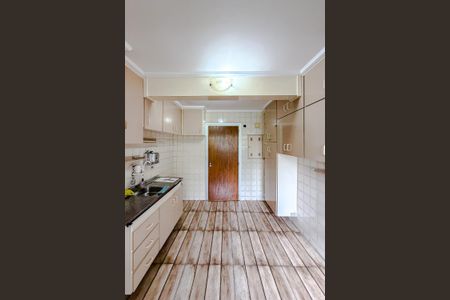 Apartamento para alugar com 66m², 2 quartos e 1 vagaCozinha