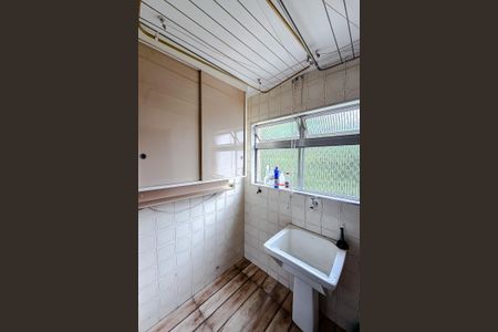 Apartamento para alugar com 66m², 2 quartos e 1 vagaÁrea de Serviço