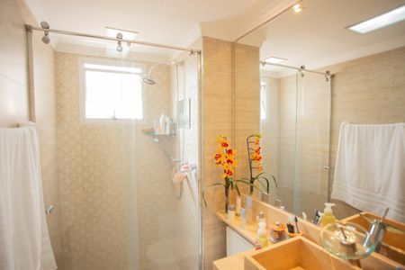 Apartamento à venda com 117m², 3 quartos e 2 vagasBanheiro Social